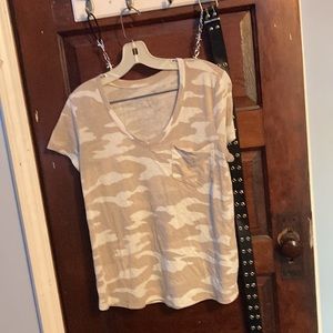 So Medium V neck pink army camo tee shirt